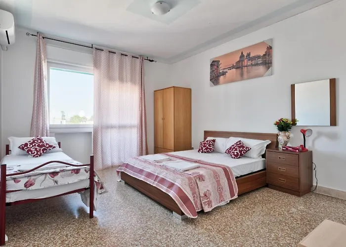 Appartement Venice Mahdi Train Station *